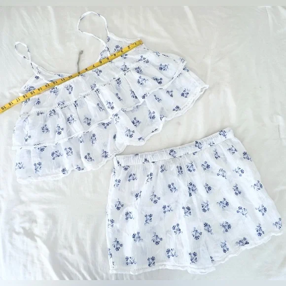NWOT Joie Sleep Tank/Shorts Pajama Set - White/Blue Floral - Size M - Picture 7 of 11